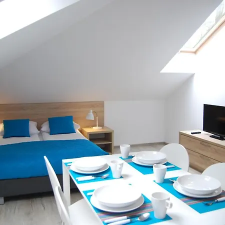 Veell - Tylko 4 Minuty Od Pieknej Szerokiej Plazy *