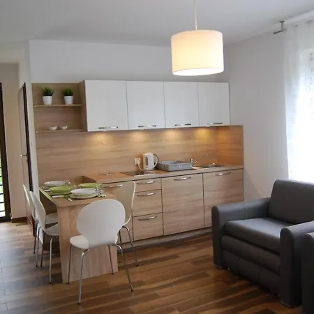 Apartmán Veell - Tylko 4 Minuty Od Pieknej Szerokiej Plazy Pobierowo
