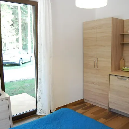 Veell - Tylko 4 Minuty Od Pieknej Szerokiej Plazy