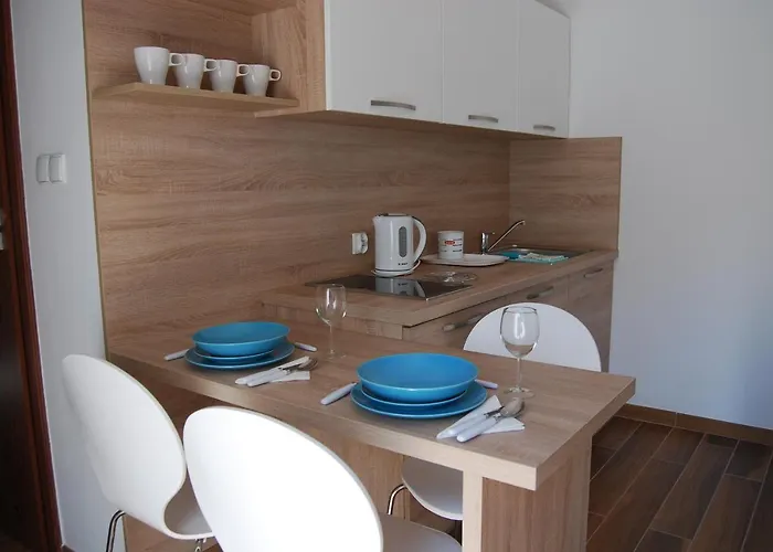 Veell - Tylko 4 Minuty Od Pieknej Szerokiej Plazy *